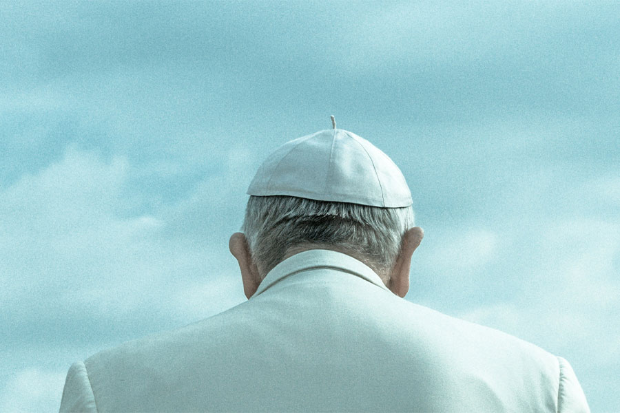 Picture of Pope Francis from behind